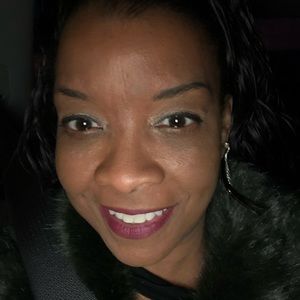 Meet your Posher, Deborah